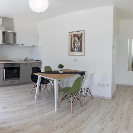 Asparuh Studio-7 Апартаменты